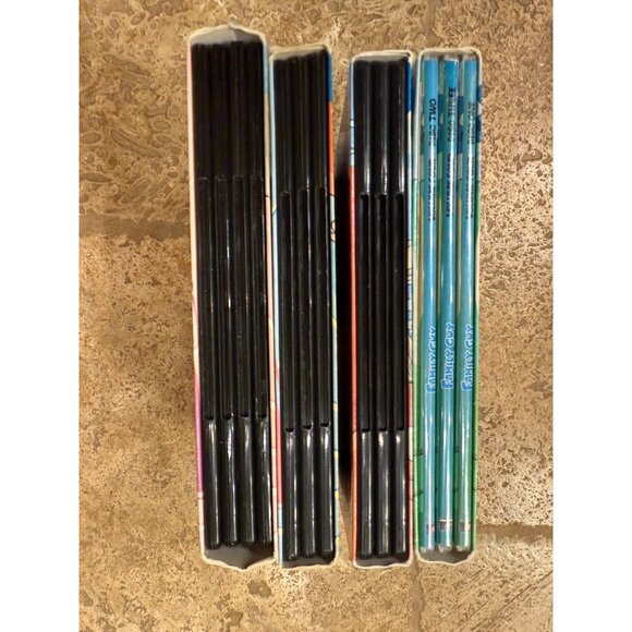 Family Guy DVD Collection Volumes 1-4 Seasons 1-5 - Picture 7 of 8